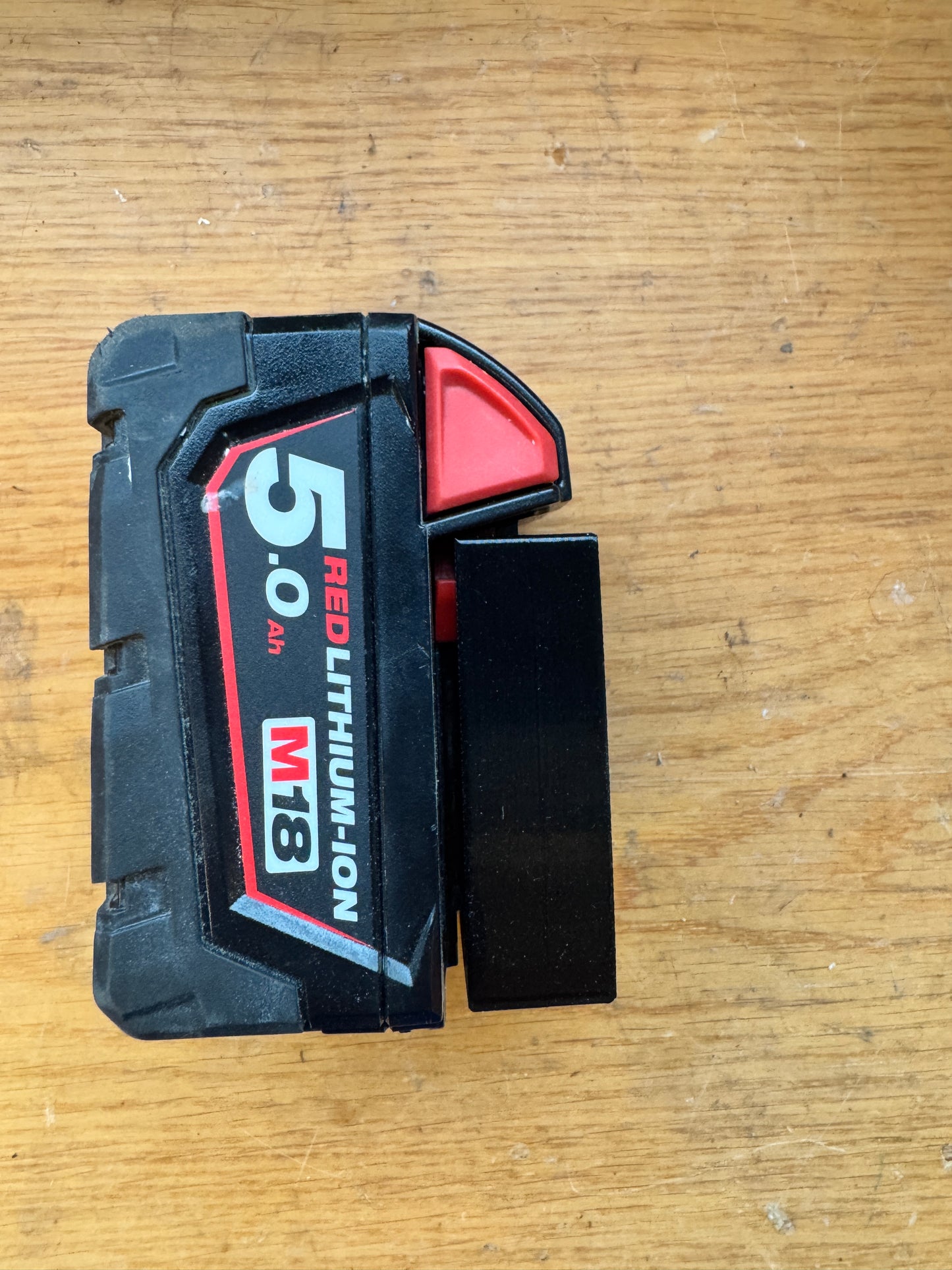 Batteriholder kompatibel med Milwaukee