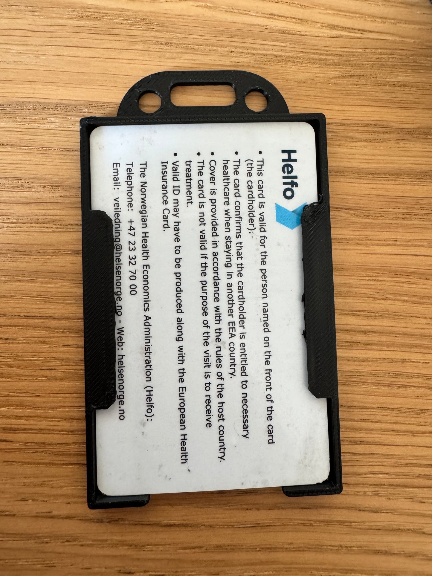 Praktisk og rimelig ID-kortholder