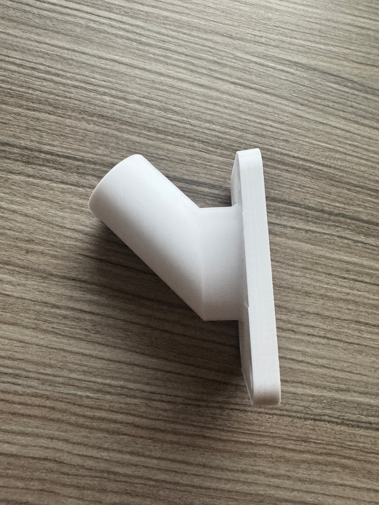 Veggfeste til flaggstang