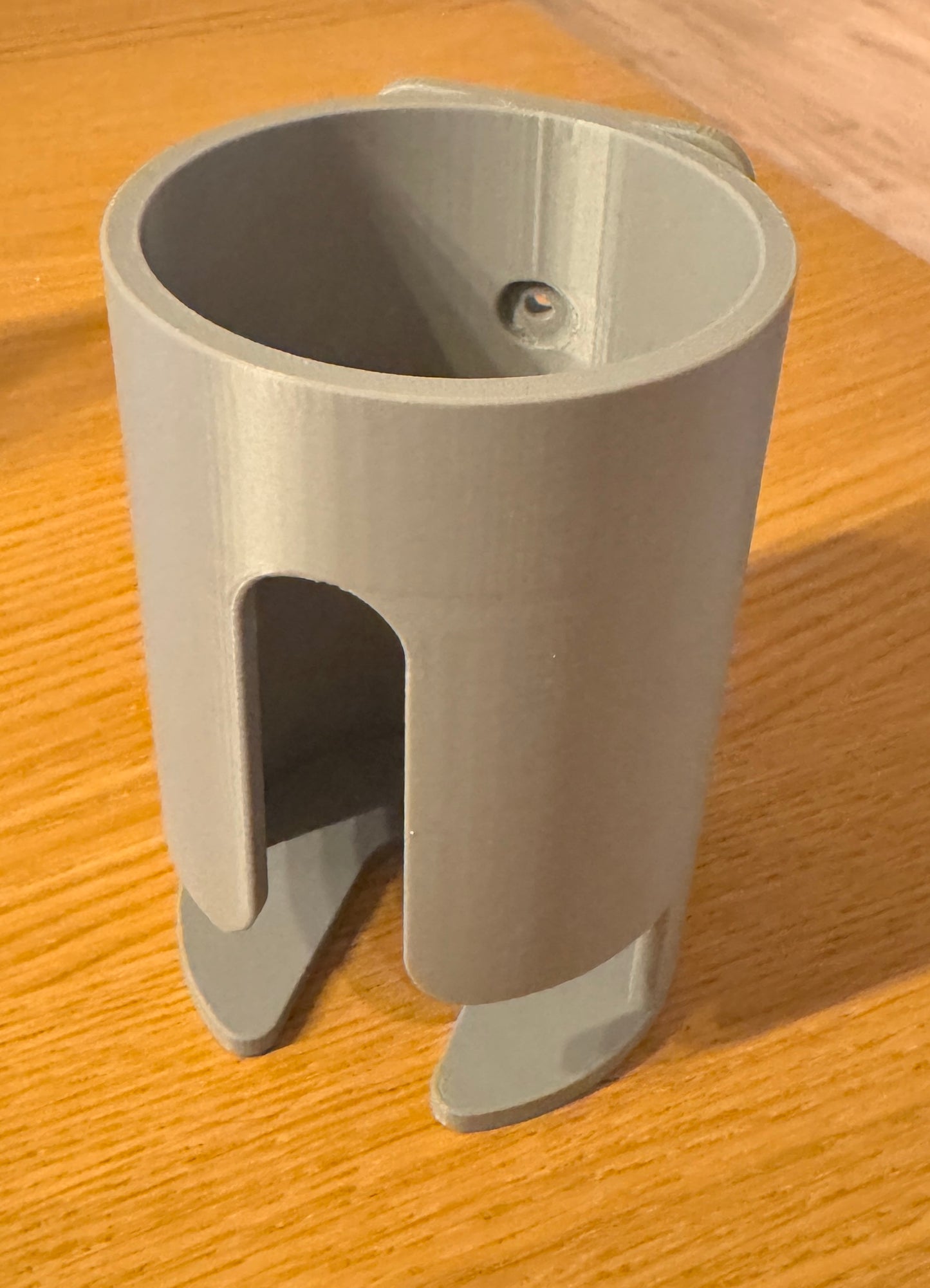 Snusboks-dispenser veggmontert